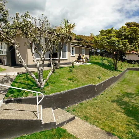 Tahuna Beach Holiday Park Nelson Room photo