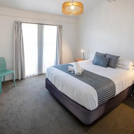 Tahuna Beach Holiday Park Nelson Room photo