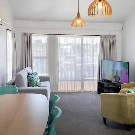 Tahuna Beach Holiday Park Nelson Room photo