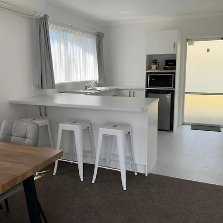 Tahuna Beach Holiday Park Nelson Exterior photo