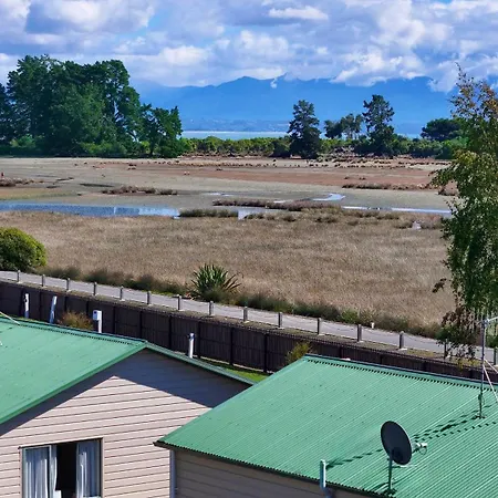 Tahuna Beach Holiday Park Nelson Room photo